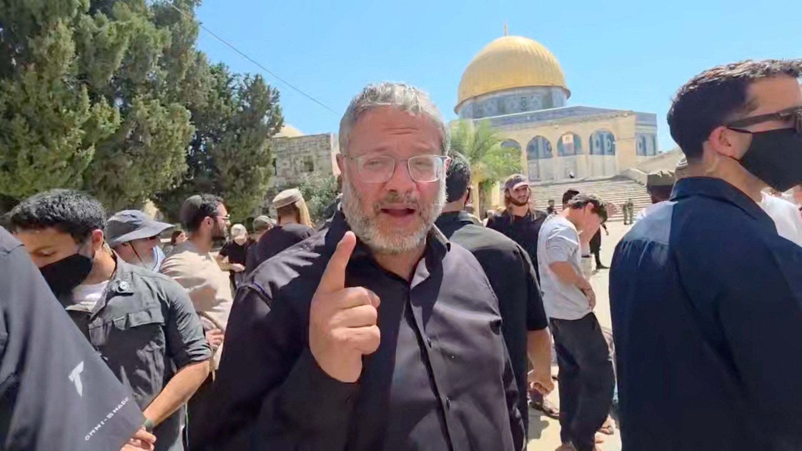 Eight Muslim countries condemn mass Israeli raid on Al-Aqsa