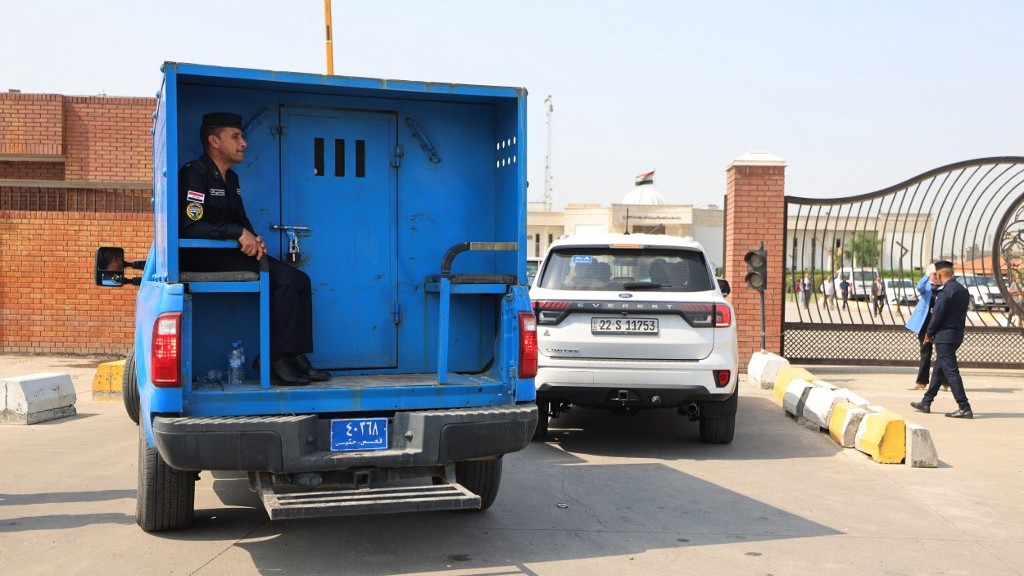 Thousands transferred from Syria to Iraq face possible execution over alleged IS links, HRW says