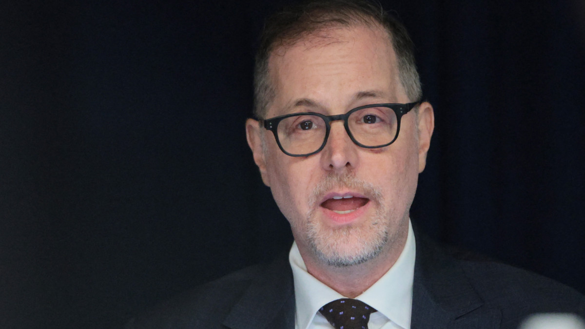NYC comptroller backtracks on buying Israeli bonds by saying they aren't a good investment